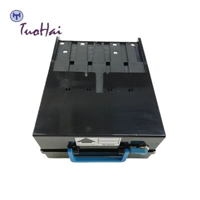 Diebold Opteva 1.5 พลาสติกล็อคการปฏิเสธแคสเซ็ตส่วน 00103334000D